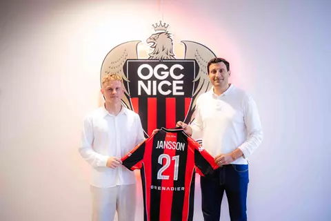 زميل جديد لعبد المنعم.. نيس يعلن التعاقد مع لاعب رابيد فيينا